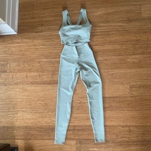 Sage green alo leggings and top set - new without tags never worn